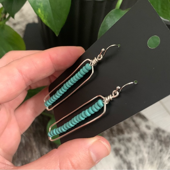 • [Handmade] Boho Beaded Earrings • - Picture 9 of 15